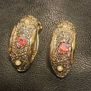 Signed Judy Lee Vintage Clip-on Jeweled Earrings